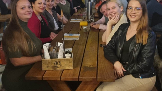 Közös vacsora Aucklandben