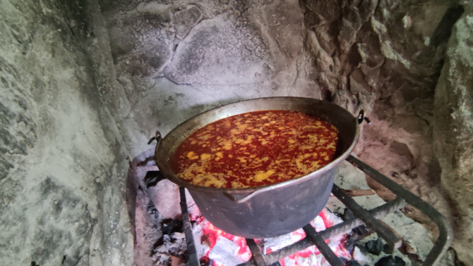 Bográcsgulyás
