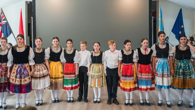  A Kultúr Kör táncosai 